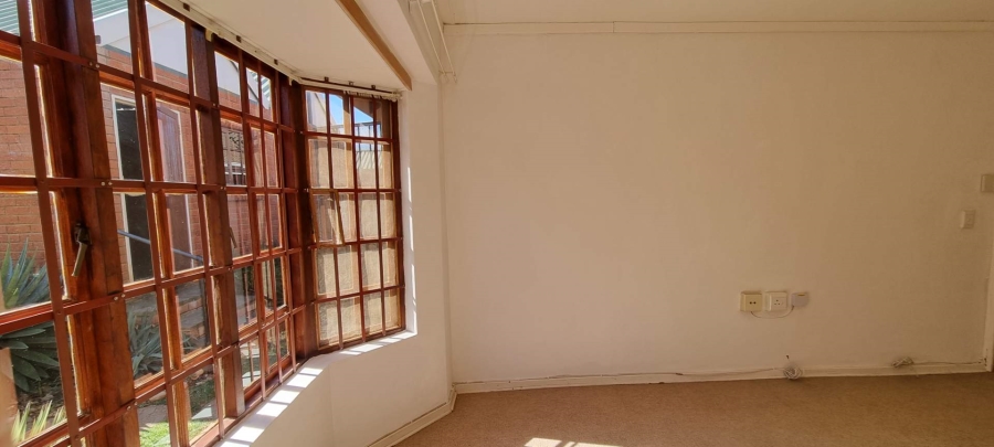 2 Bedroom Property for Sale in Heuwelsig Free State